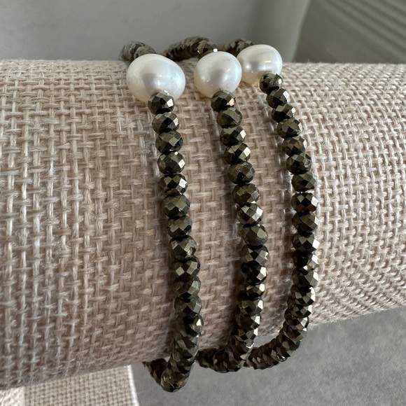 Freshwater Pearl And Pyrite Beaded Stretch
By Colleen Lopez - Picture 3 of 10